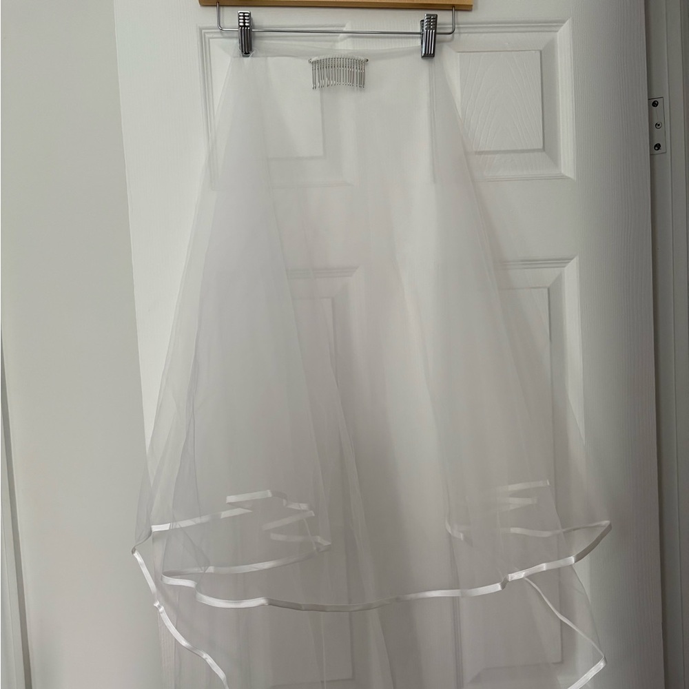 Two Tier Satin Ribbon Edge Veil- Brand New!